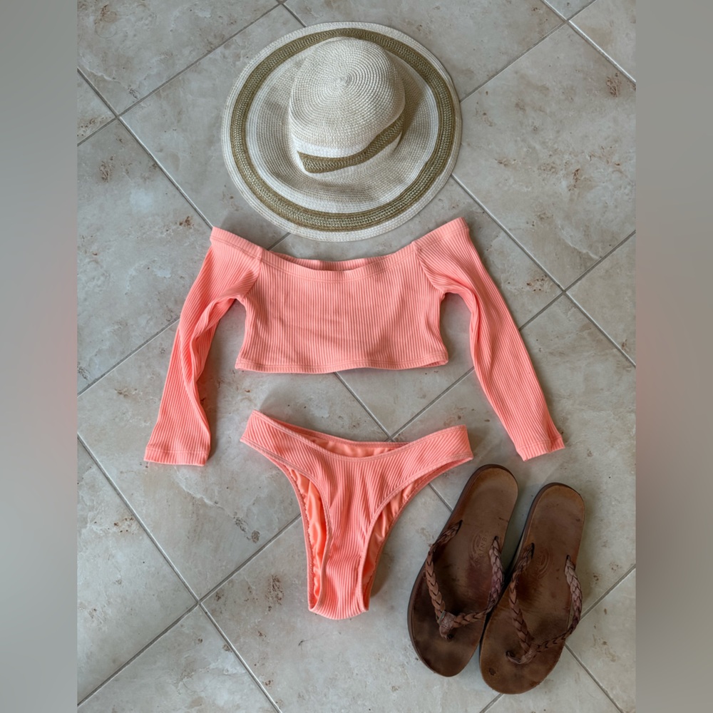 Minimale Animale Peach Bikini Set